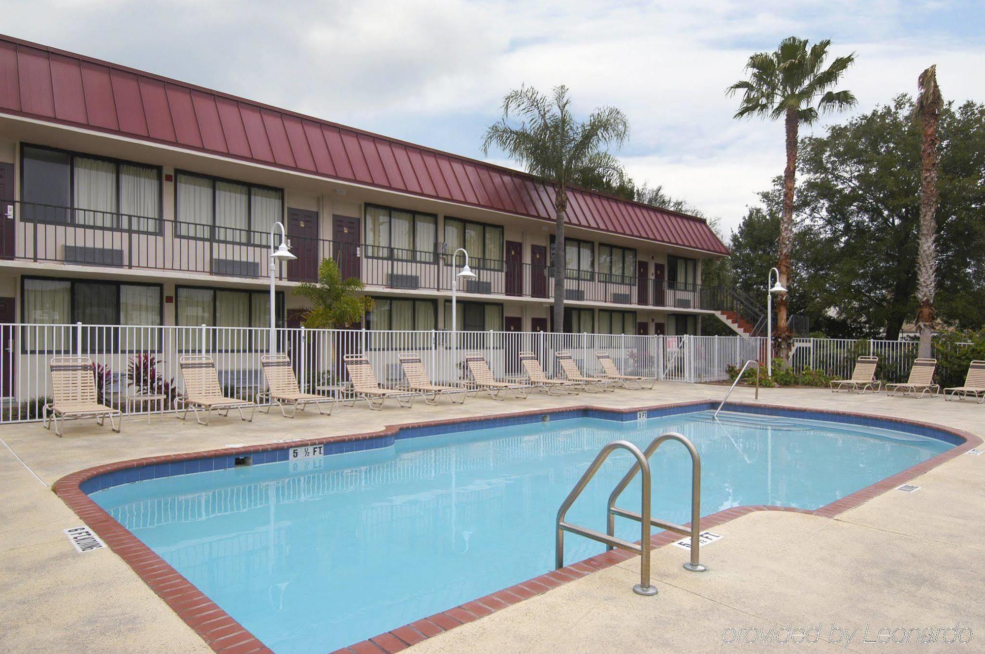 Econo Lodge Palm Harbor - Clearwater Exterior photo